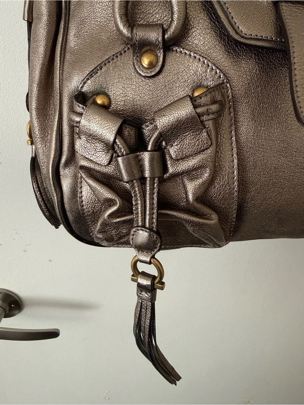 Salvatore Ferragamo Metallic browny pewter leather Multi-Pocket Tassel bag - Picture 8 of 16